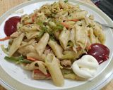 A picture of step 6 of Chicken and Vegetable Pasta.