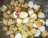 Foto langkah ke 2 dari resep Balado Telur Tempe Kentang.