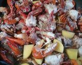 Foto langkah ke 5 dari resep Sop kepiting.