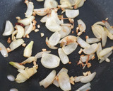 Foto del paso 4 de la receta: Espaguetis de calabacín con salsa de verduras