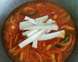 Gambar langkah 3 resipi Mee Tomyam King Oyster Mushroom.