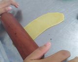 Foto langkah ke 5 dari resep Roti Bolen Pisang Coklat.
