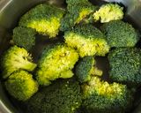 Foto del paso 1 de la receta Berenjenas rellenas de brócoli y champiño