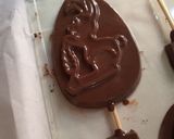 Foto del paso 3 de la receta: Chupetines de chocolate aptos celíacos y veganos