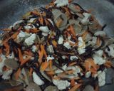 Foto langkah ke 5 dari resep Soun Goreng Ayam.