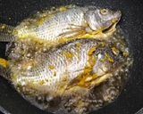 Foto langkah ke 3 dari resep Ikan Nila Bakar Kecap Teflon.