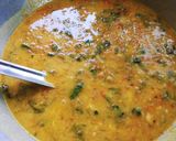 A picture of step 11 of Dal Palak.