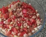 Foto del paso 2 de la receta Dorada a la plancha, acompañado de un picadillo