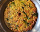 A picture of step 4 of Leftover khichdi thalipeeth.
