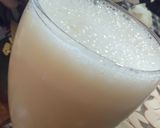 A picture of step 2 of Banana shake.