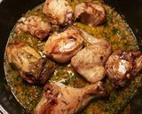 Foto del paso 19 de la receta Pollo al limón, en salsa de hígado y ajos