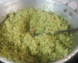 A picture of step 5 of Palak khichdi.