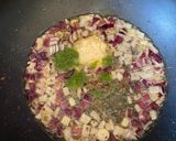 A picture of step 2 of Cauliflower and potato curry.