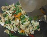 Foto langkah ke 7 dari resep Tumis Kembang Kol Buncis.