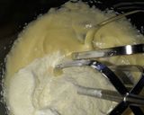 A picture of step 2 of Cashew nut cookies.