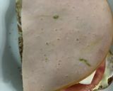 Foto del paso 3 de la receta: Tostada Saludable con Huevo Pochado