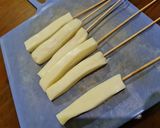 Foto langkah ke 1 dari resep Mozzarela Corndog.