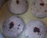 A picture of step 5 of Mulberry Cookies.