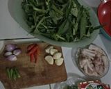 Foto langkah ke 1 dari resep Kangkung ayam tiram.