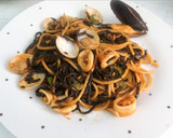 Foto del paso 6 de la receta: Espaguetis bicolor con sabor a Mar