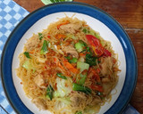 Foto langkah ke 7 dari resep Bihun Goreng Ayam.