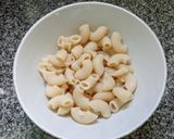 Foto del paso 1 de la receta: Fideos con crema de curry con pollo