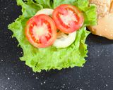 Foto langkah ke 3 dari resep Chicken Cheese burger ala kafe.