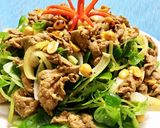 Hình bước làm 4 của món Gỏi Rau Càng Cua Trộn Thịt Bò