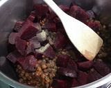 Une image de l'étape 3 de Soupe de betteraves rouges et pois chiches au lard et crème.
