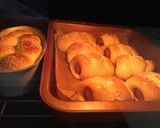 Hình bước làm 6 của món Bánh mỳ cuộn xúc xích