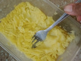Kue lumpur kentang