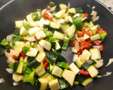 Foto del paso 3 de la receta: Pisto picantón