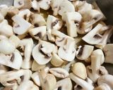 A picture of step 3 of Butter garlic mushroom.