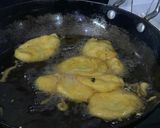 A picture of step 4 of Aloo Pakora🥔.