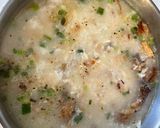 A picture of step 2 of Catfish Rice Porridge (Cháo Cá Bông Lau).