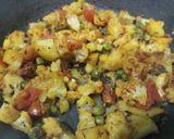 A picture of step 2 of Maggi masala cauliflower wrap.