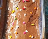 A picture of step 12 of Surprise heart cake.