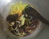 Foto langkah ke 4 dari resep Cumi Goreng Tepung Saus Mentega.