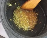عکس مرحله 1 از دستور قرمه سبزی جا افتاده در دیگ سنگ