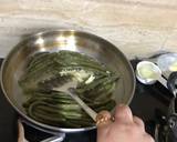 Zesty Lemony Garlicky Peanuts and Sesame Stir Fried French Green Beans recipe step 1 photo