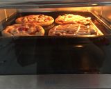 Foto langkah ke 6 dari resep Pizza mini #dirumahaja.