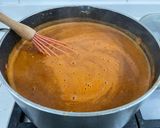 Foto del paso 7 de la receta: Crema de tomates con maní y suero de kéfir