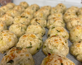 Foto del paso 5 de la receta: Chipá de papa, queso y verdeo 😋🥔🧀