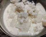 A picture of step 4 of Bread cake.