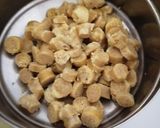 A picture of step 5 of Rajasthani gatta pulav.