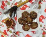 A picture of step 6 of Sabudana potato vada.