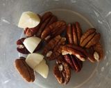Foto del paso 2 de la receta: Muhammara, dip de morrón y nueces, mi versión