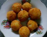Foto langkah ke 6 dari resep Bitterbalen 3C (Chicken,Corn andChesee).