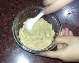 A picture of step 2 of Chatur paratha.