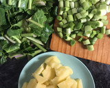 Foto del paso 2 de la receta: Potaje vegetariano de garbanzos y acelgas silvestres
